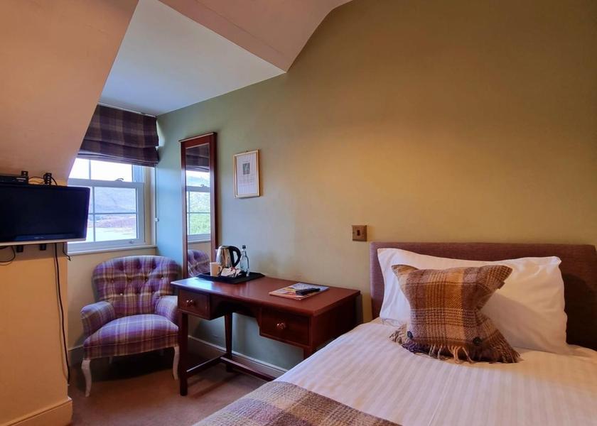 Scotland Achnasheen Single Room with View-Top Floor