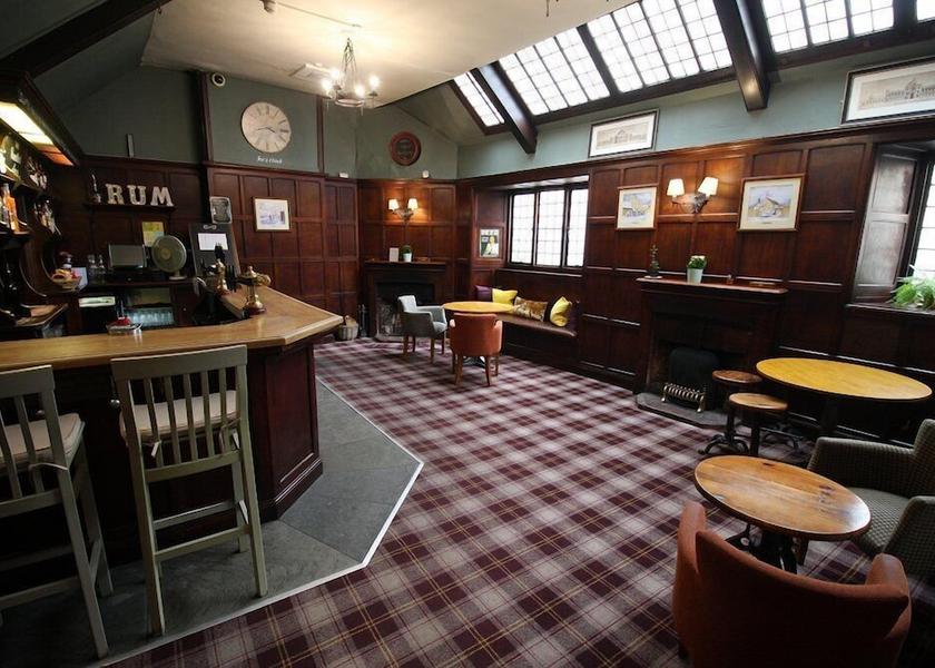 England Calne Bar (on property)