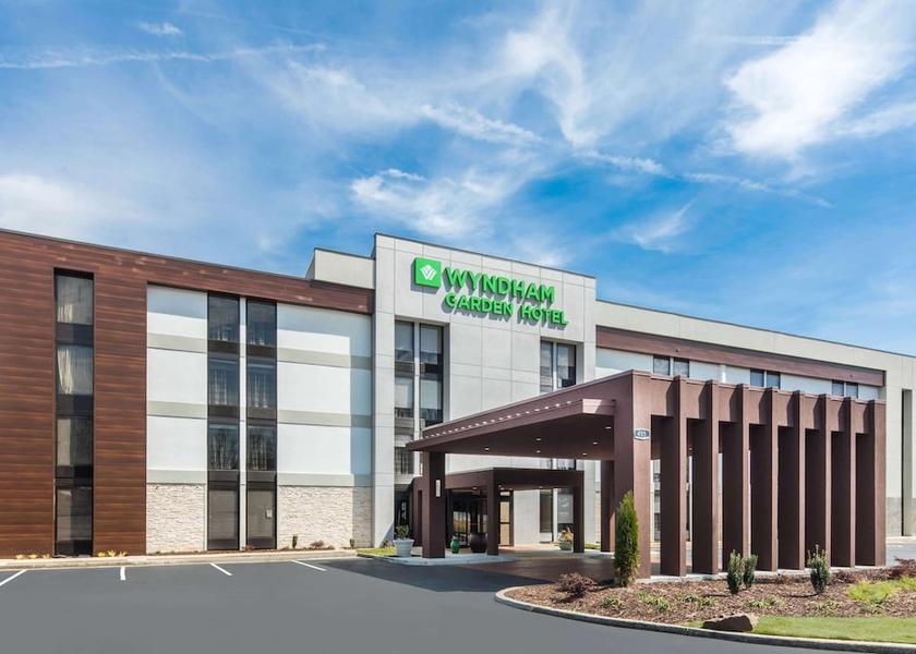 Georgia Marietta Exterior Detail