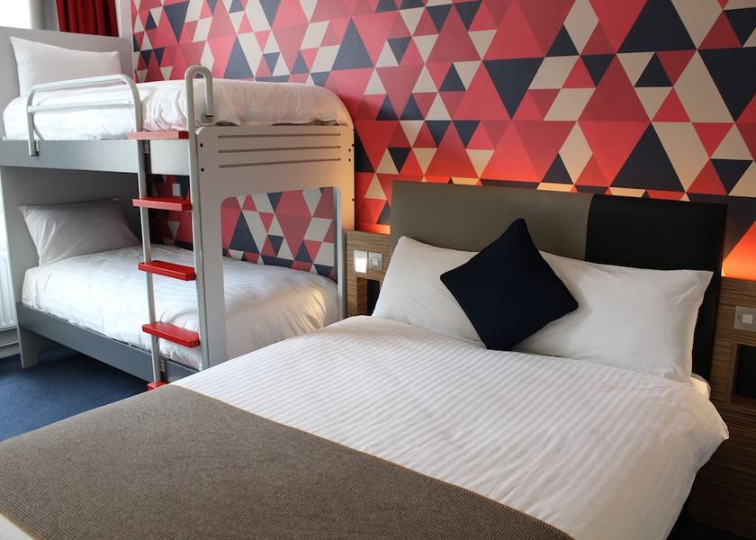 Scotland Edinburgh Room