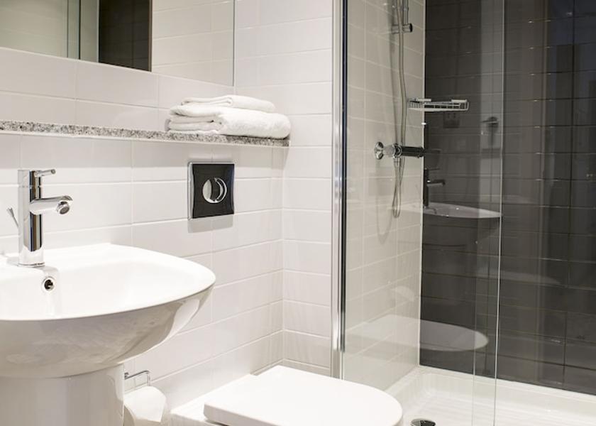 Scotland Edinburgh Bathroom