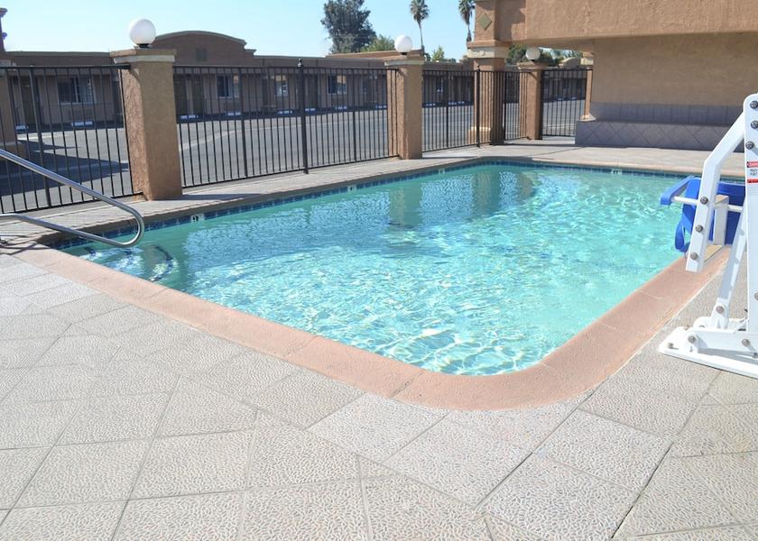 California Fresno Pool