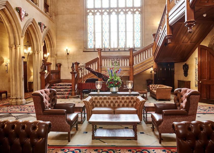 England Newcastle-upon-Tyne Lobby sitting area