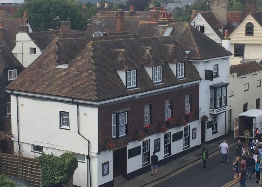 England Canterbury Facade