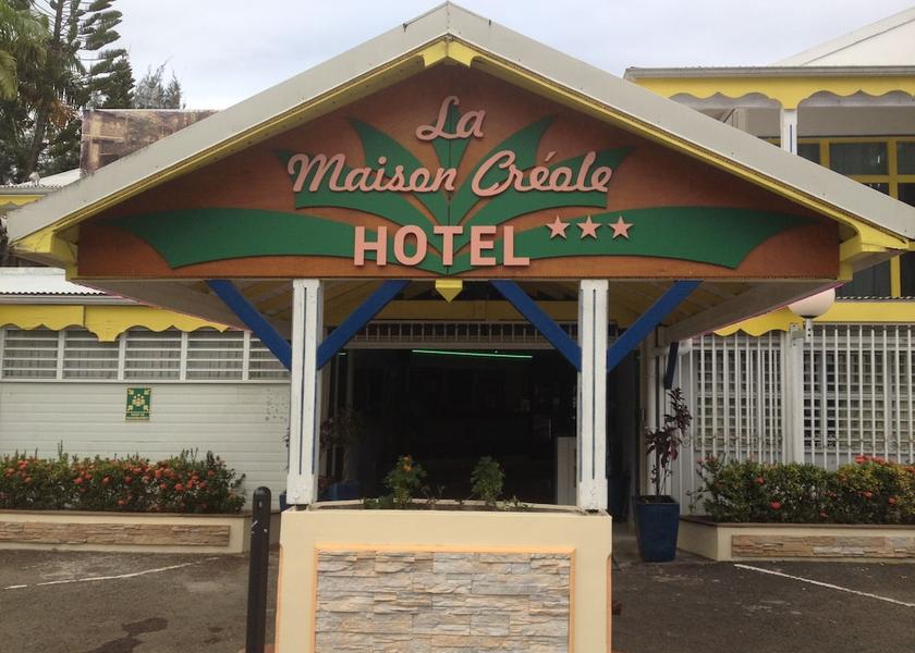 Grande-Terre Le Gosier Front of property