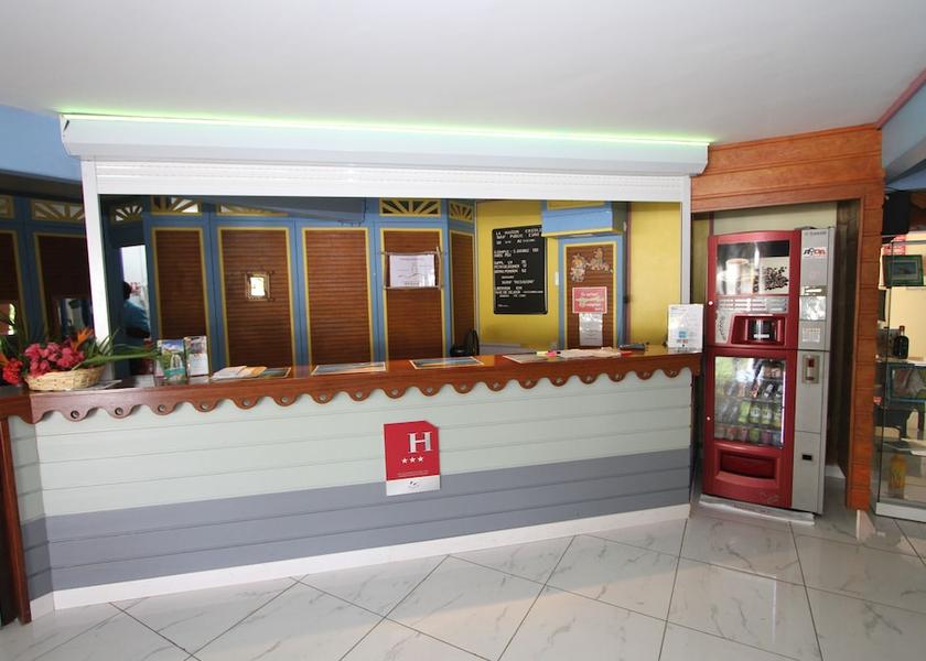 Grande-Terre Le Gosier Reception