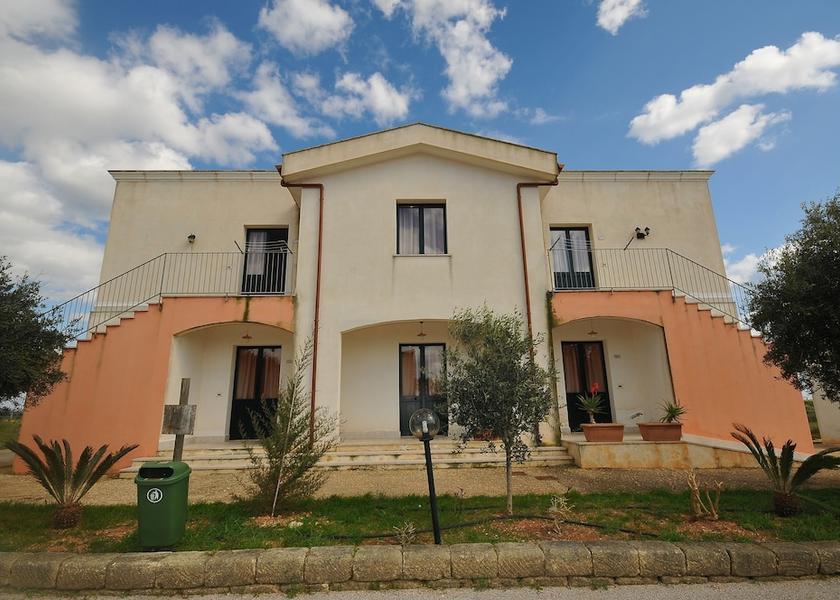 Sicily Petrosino Facade