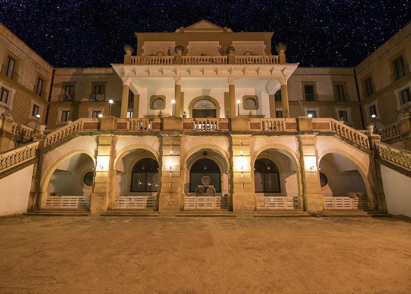Sicily Petrosino Exterior Detail