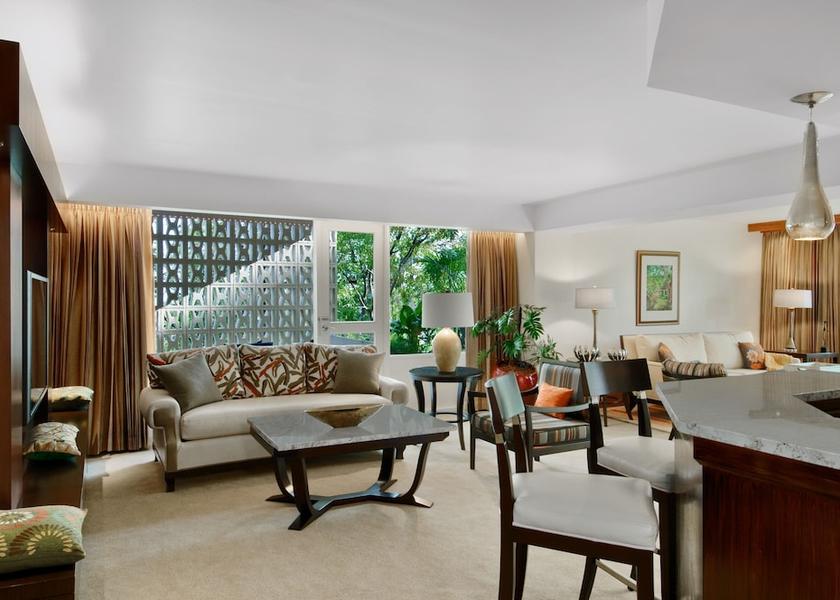  Port of Spain Living area