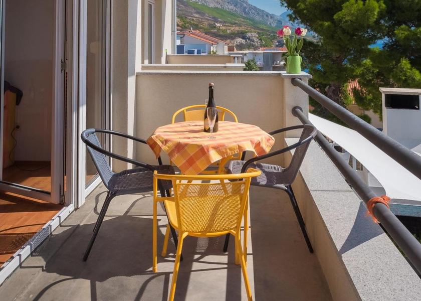 Split-Dalmatia Omis One-Bedroom Apartment with Balcony and Sea View