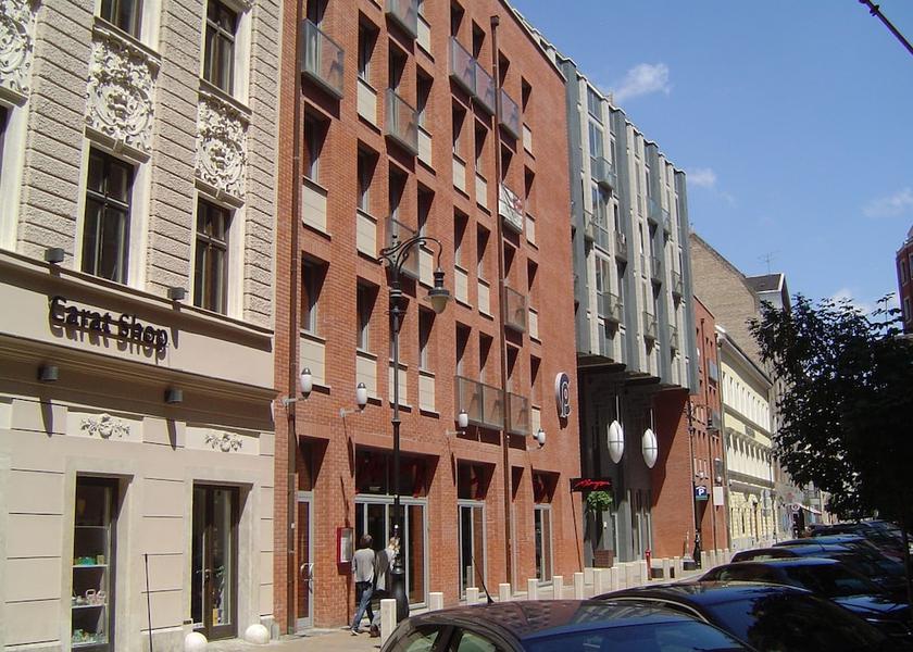  Budapest Exterior Detail