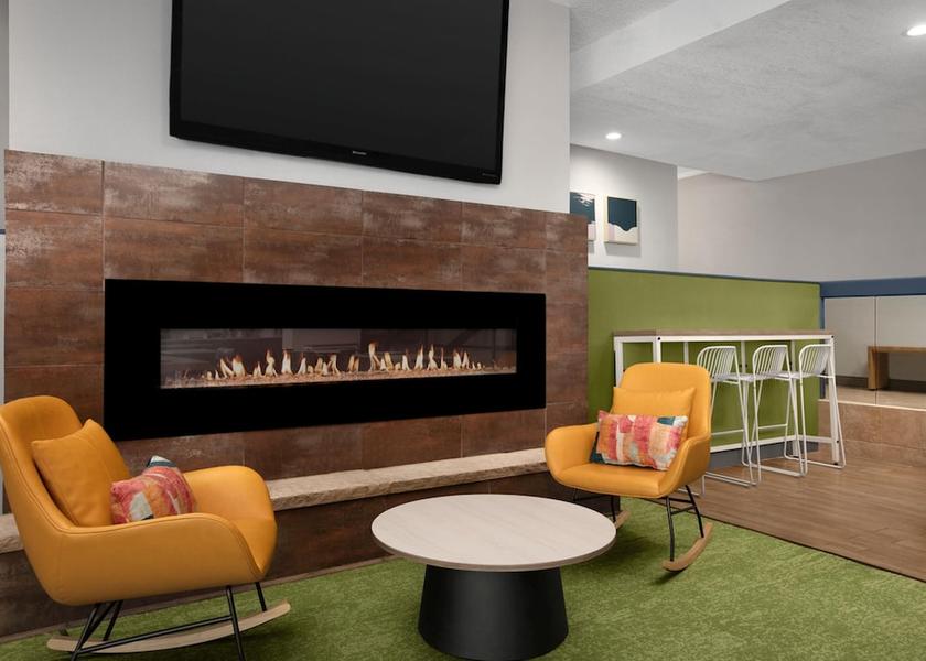 Colorado Greenwood Lobby