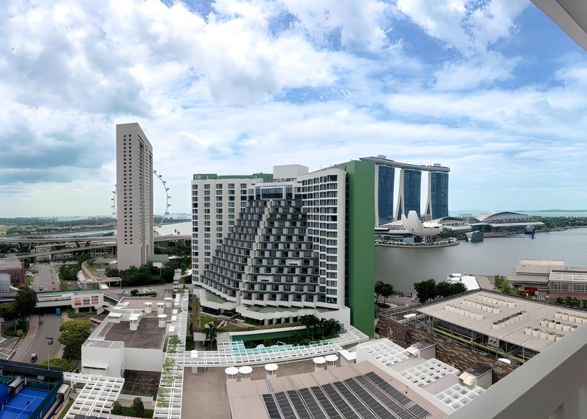  Singapore 