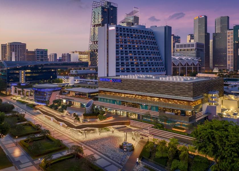  Singapore Shopping mall