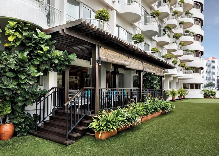  Singapore Garden view