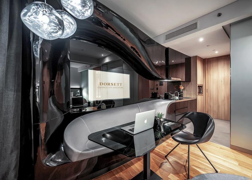  Singapore Room