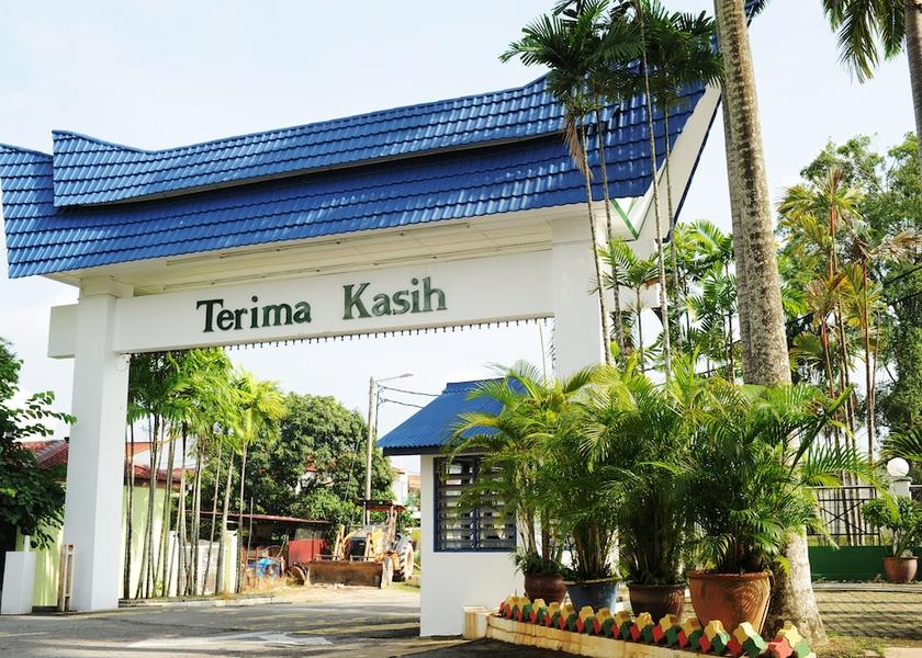 Pahang Temerloh Front of property