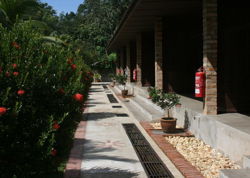Pahang Kuala Tahan Exterior Detail