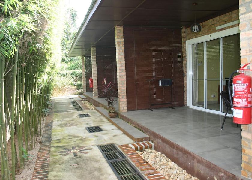 Pahang Kuala Tahan Exterior Detail