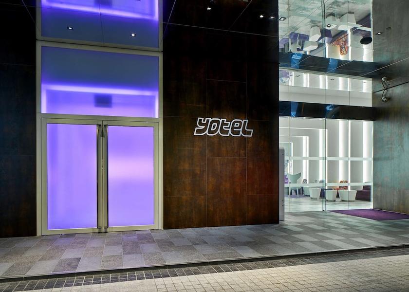  Singapore Property entrance