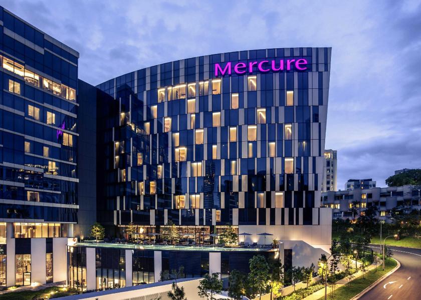  Singapore Hotel Exterior