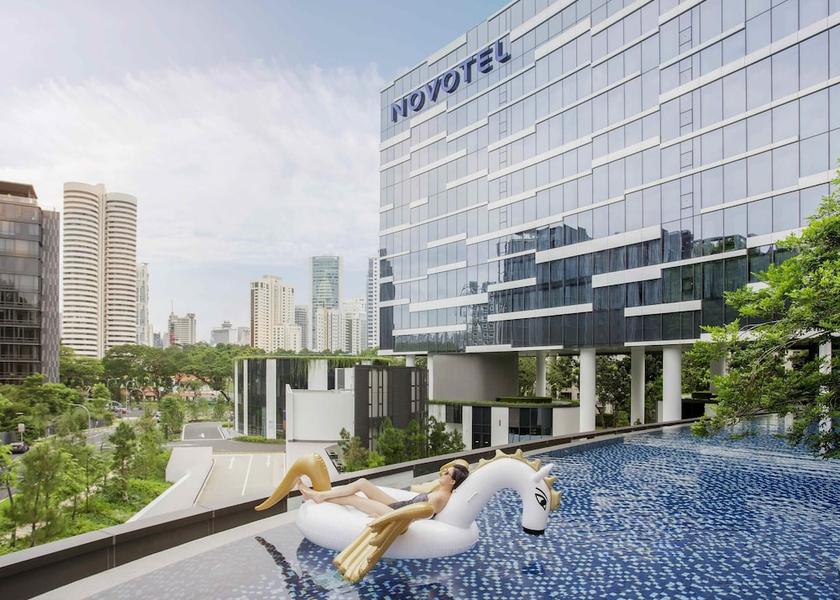  Singapore Exterior