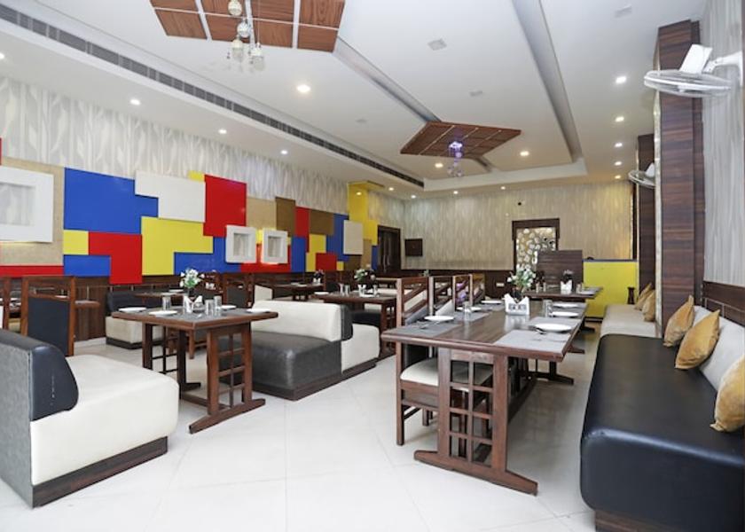 Uttar Pradesh Meerut Food & Dining