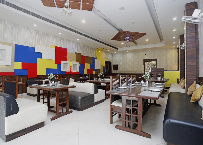 Uttar Pradesh Meerut Food & Dining