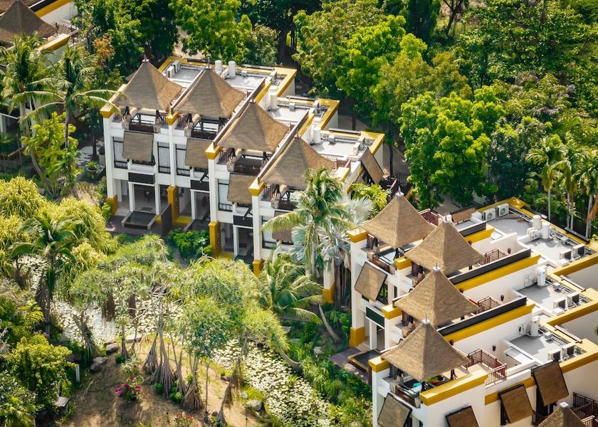 Phuket Karon Exterior Detail