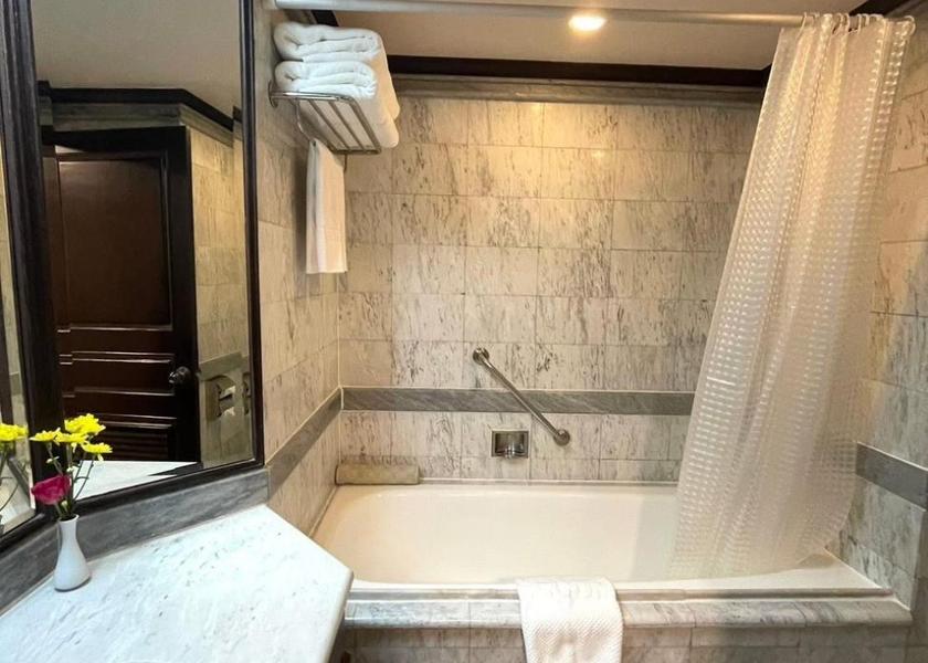 Phitsanulok Phitsanulok Executive Suite