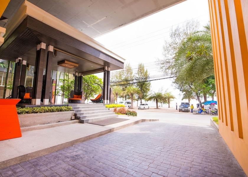 Phetchaburi Province Cha-am Front of property