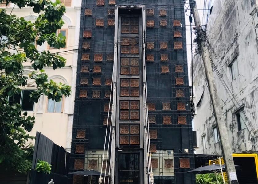 Phuket Ratsada Facade