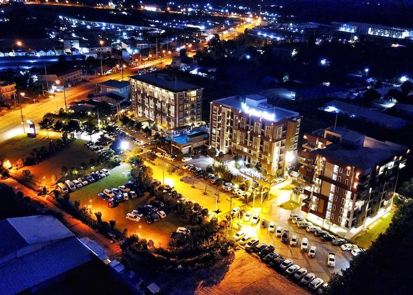  Pluak Daeng Aerial view