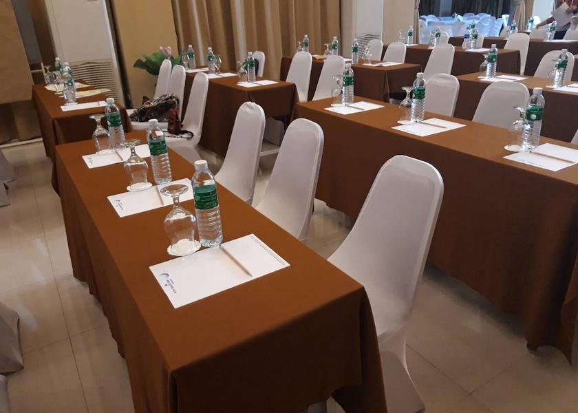 Bangkok Lam Luk Ka Meeting Room