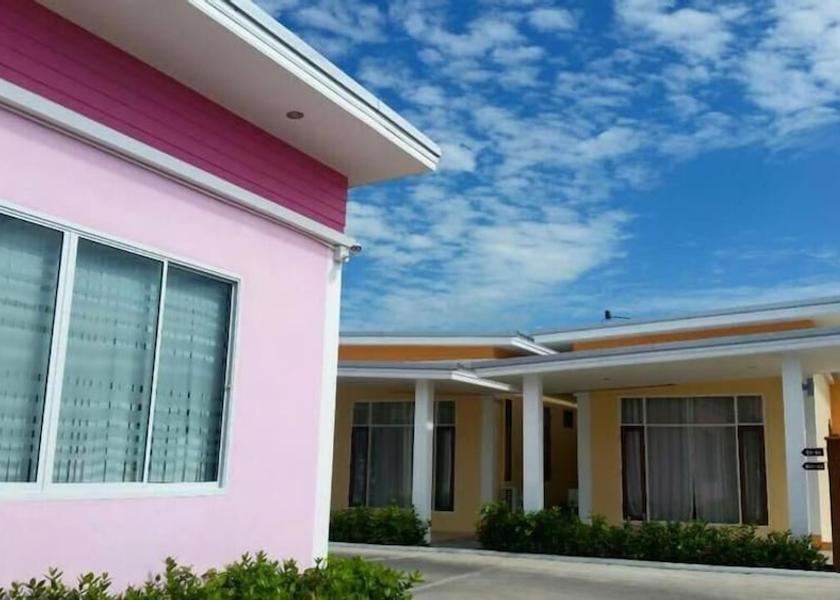 Surat Thani Phunphin Exterior Detail