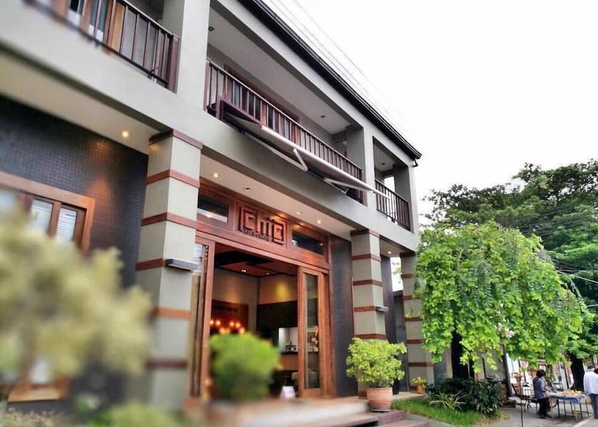 Loei Chiang Khan Facade