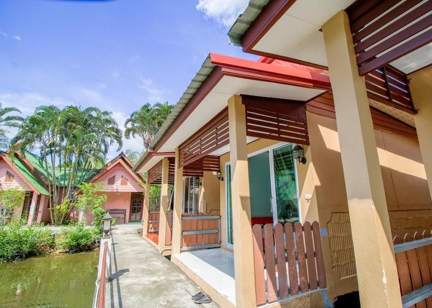 Satun Province La-ngu Exterior