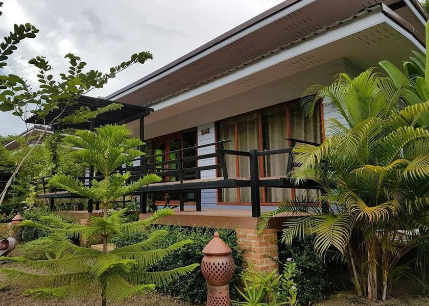 Surat Thani Province Ban Ta Khun Exterior