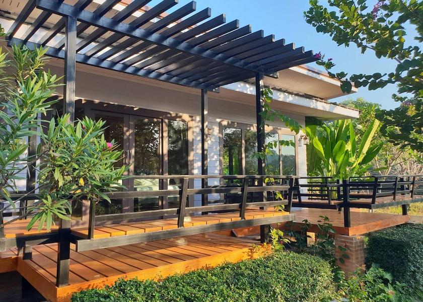 Surat Thani Ban Ta Khun Primary image