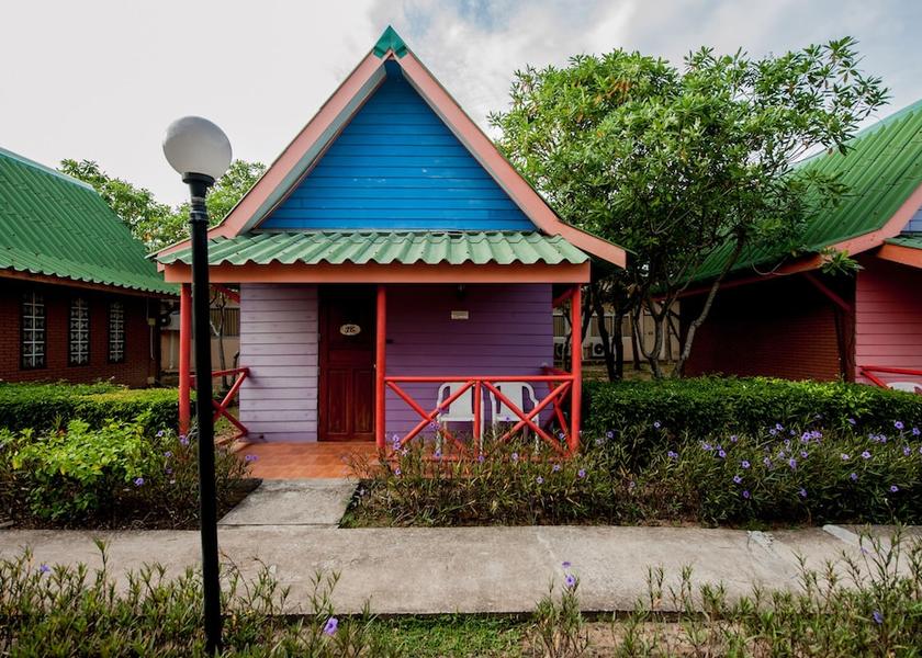 Songkhla Singhanakhon Exterior Detail
