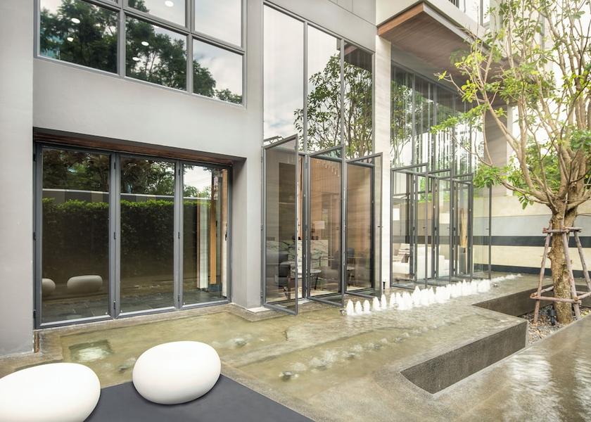 Chonburi Sattahip Exterior Detail