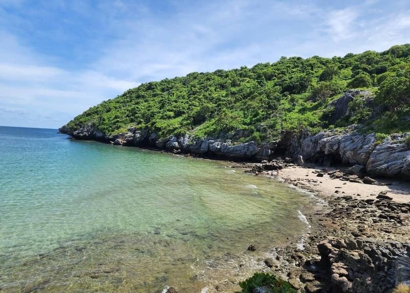 Chonburi Ko Sichang Facade