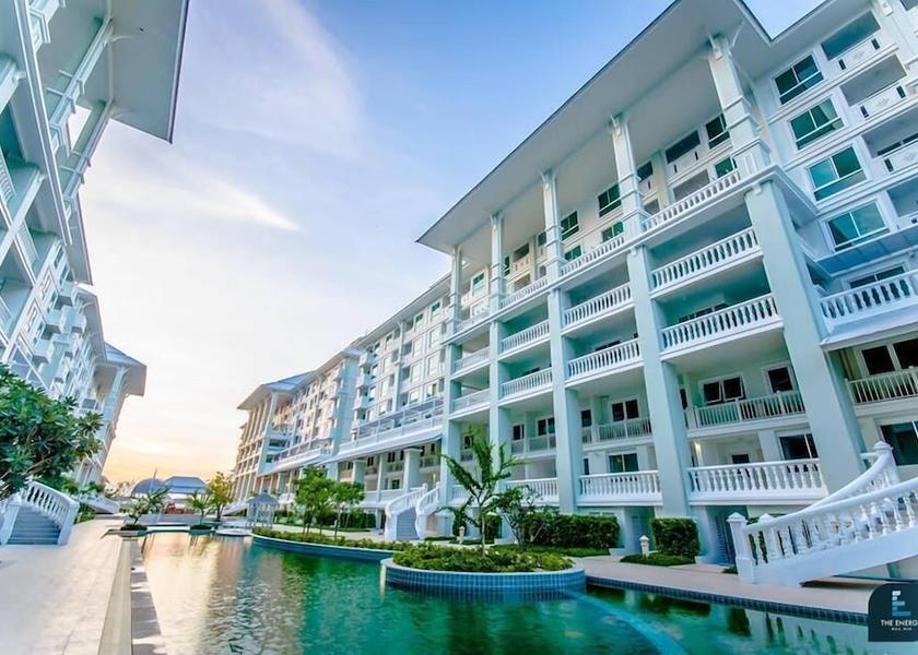 Prachuap Khiri Khan Cha-am Pool