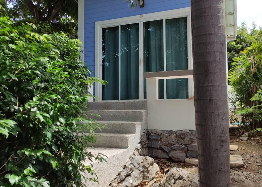 Chonburi Province Ko Sichang Guestroom
