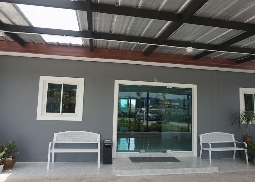 Phuket Thep Kasattri Interior Entrance