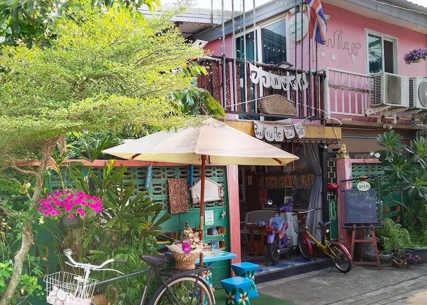 Bangkok Bangkok Front of property
