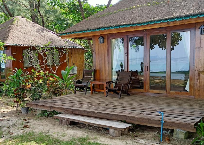 Trang Province Ko Kradan Room