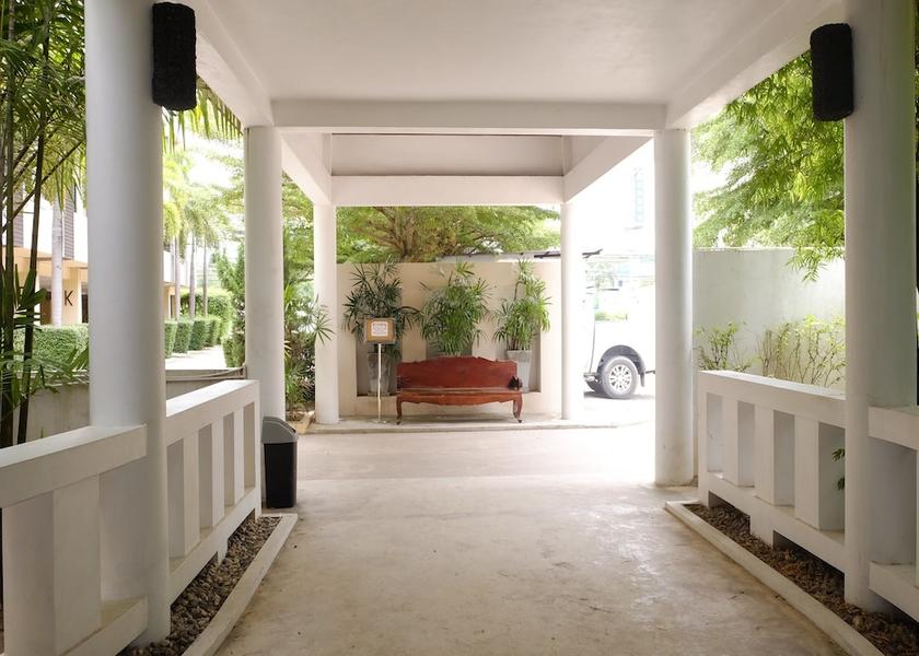 Rayong Province Nikhom Phatthana Exterior detail