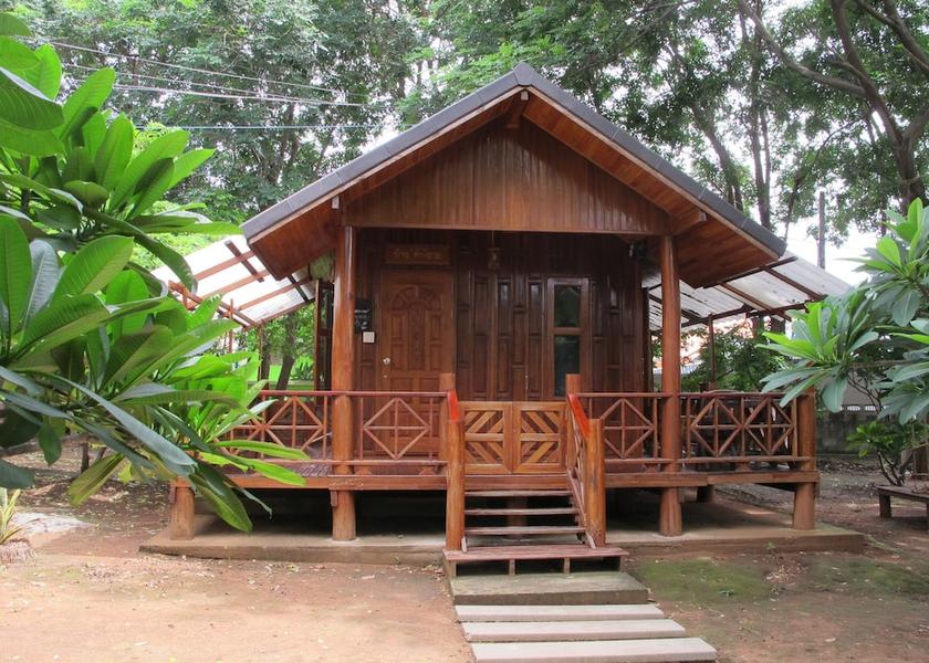 Chonburi Province Ko Sichang Exterior