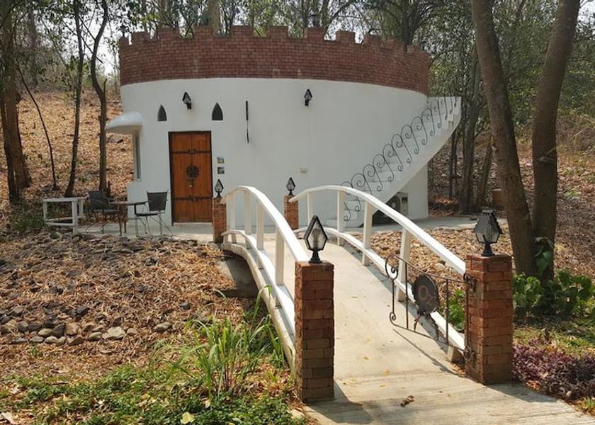 Ratchaburi Suan Phueng Terrace/patio